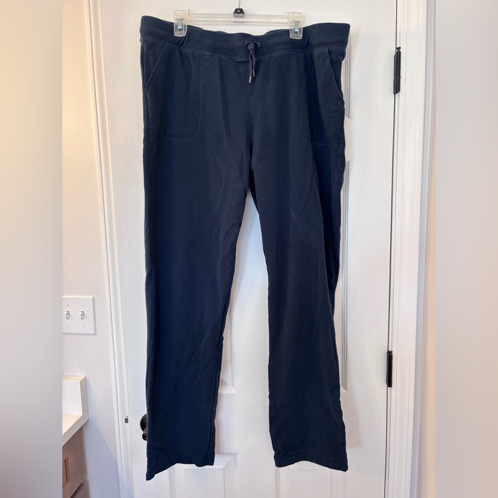 L.L. Bean Men's Navy Sweatpants